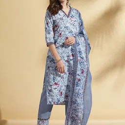 Moda Rapido Women Floral Printed Regular Kurta with Trousers & With Dupatta-26