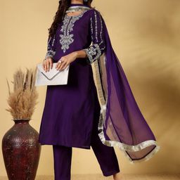 House of Pataudi Embroidered Zari & Sequin Kurta With Trouser & Dupatta-picture-12