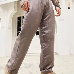 Campus Sutra Men Comfort Pleated Trousers-picture-2