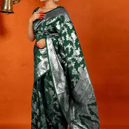 Subham Ethnic Motifs Woven Design Zari Banarasi Saree-picture-49