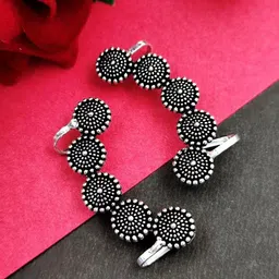 Yash Jewels Emporiums Silver-Plated Oxidised Contemporary Ear Cuff-53