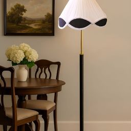 Devansh White & Black Vintage Pleated Cotton Shade With Wooden Base Floor Lamp-picture-5