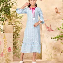 BAESD Floral Checked A-Line Midi Dress-13