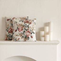 Clasiko Pink & White Set of 2 Floral Square Cushion Covers-28