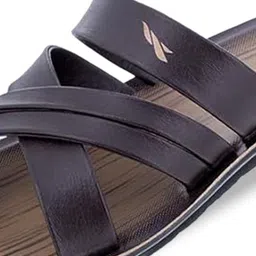 FLITE Men Textured One Toe Flip Flops image 2