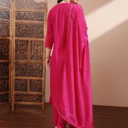 Vishudh Fuchsia Floral Embroidered Round Neck Regular Sequinned Kurta & Trouser & Dupatta image 5