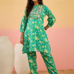 Sangria Printed & Embroidered Cotton Tunic & Trousers Co-Ord Set-picture-7