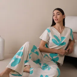 Sweet Dreams Women Printed Night suit-image-24