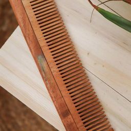 averX Kacchi Neem Wood Comb-4