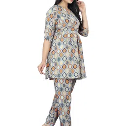 KANUDA Women White Poly Crepe Kurta Sets-picture-32