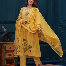 Meeranshi Floral Printed Pleated A-Line Pure Cotton Kurta With Trouser And Dupatta image 4