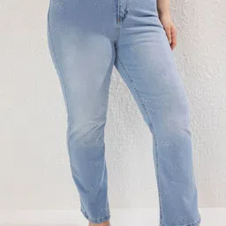 Trendyol Women Printed Regular Fit Clean Look Heavy Fade Stretchable Jeans-image-13