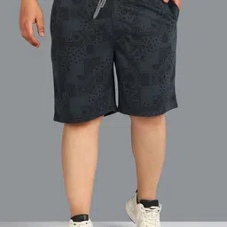 Sztori Men Printed Low-Rise Shorts-image-11