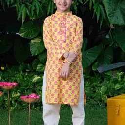 EthIndia Boys Floral Printed Regular Pure Cotton Kurta with Pyjamas-50