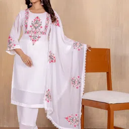 Divyadham Textiles Women Paisley Embroidered Regular Thread Work Kurta with Pyjamas & With Dupatta-13