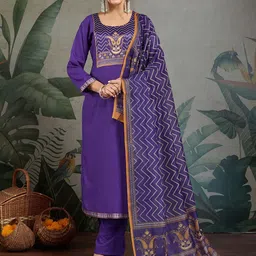Women Basket Women Paisley Printed Kurta with Trousers & Dupatta-56