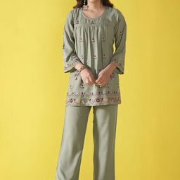 Anouk Embroidered Top With Trousers Co-Ords-18