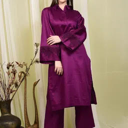 JHALAKK BY LAALZARI Silk Shirt-Collar Tunic With Palazzo Co-Ords-image-36
