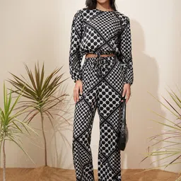 Tokyo Talkies Printed Crop Top With Trousers Co-Ords-picture-7