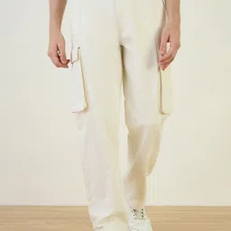 Iconic Men High-Rise Cargos Trousers-image-20
