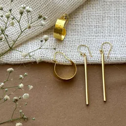 Niska Contemporary Studs Earrings-26
