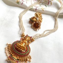 Anouk Laxmi Kempu Ruby Emerald Gold-Plated Stone-Studded & Beaded JewellerySet-image-8