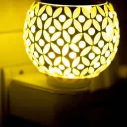 Gojeeva 4 Pcs White & Yellow Camphor Diffuser Glass With Switch image 3