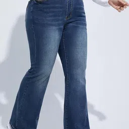 CURVE BY KOTTY Women Plus Size High-Rise Clean Look Light Fade Stretchable Bootcut Jeans image 2
