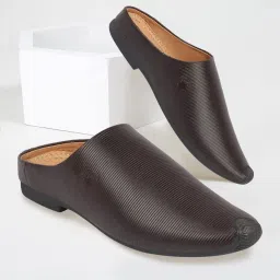 Back Open Classic Design Textured Slip-On Ethnic Juttis and Mojaris For Men-5