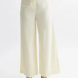 Bee Boe Women Straight Fit High-Rise Trousers-68