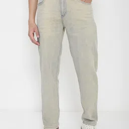 SHOWOFF Men Straight Fit Low-Rise Low Distress Heavy Fade Cotton Stretchable Jeans-picture-38