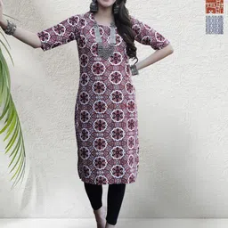 HERE&NOW Selection Of 3 Floral Printed Round Neck Straight Kurtas-image-38