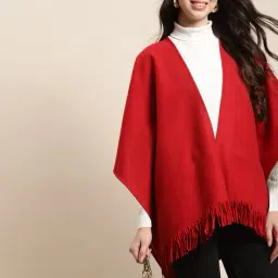 qurvii V-neck Shrug with Fringes image 2