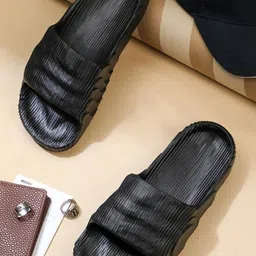 COGS Men Textured Sliders-image-71