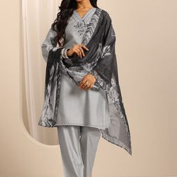Libas Women Floral Embroidered Kurta with Trousers & With Dupatta-picture-3