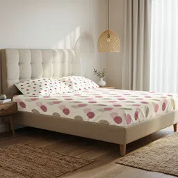 URBAN SPACE Off White & Pink Leaf Printed 200 TC King Bedsheet with 2 Pillow Covers-17