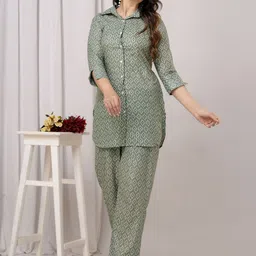 A&K Floral Printed Pure Cotton Shirt With Trouser Co -Ords-picture-25