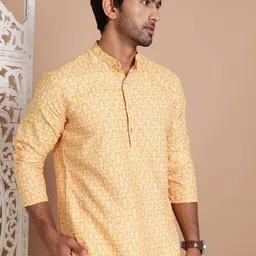 Anouk Men Floral Printed Sequinned Floral Kurta-27