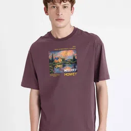 MISCHIEF MONKEY Men Graphic Printed Cotton T-shirt-image-95