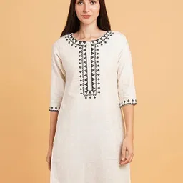 Royal Export Women Embroidered Thread Work Kurta-image-46