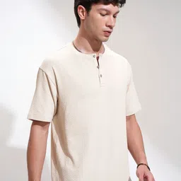 HIGHLANDER Men Self Design Henley Neck Relaxed Fit T-shirt-image-86