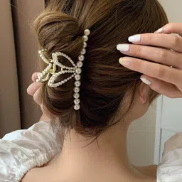 fabula Women Embellished Tic Tac Hair Clip-46