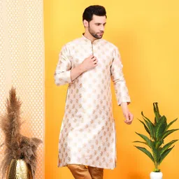 Larwa Men Jacquard Kurta-picture-56