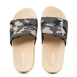 Hoppa Men Printed Sliders-image-63