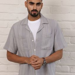 Uncluttered Closet Men Regular Fit Vertical Striped Cotton Casual Shirt-picture-33