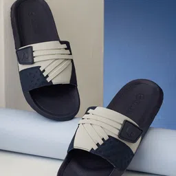 CHUPPS Men Colourblocked Sliders-picture-47