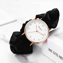 FIMBUL Women Printed Dial & Bracelet Style Straps Analogue Automatic Watch Watch-D1-BLK-image-65