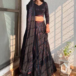 DIVASTRI Embellished Sequinned Semi-Stitched Lehenga & Unstitched Blouse With Dupatta image 2