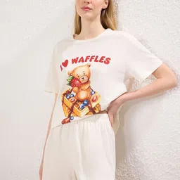 Trendyol Women Printed Pure Cotton T-shirt & Shorts Night suit-image-44