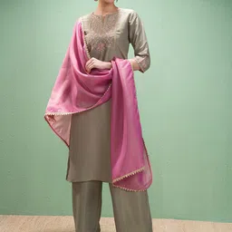 Vishudh Women Ethnic Motifs Embroidered Regular Thread Work Kurta with Trousers & With Dupatta-picture-11